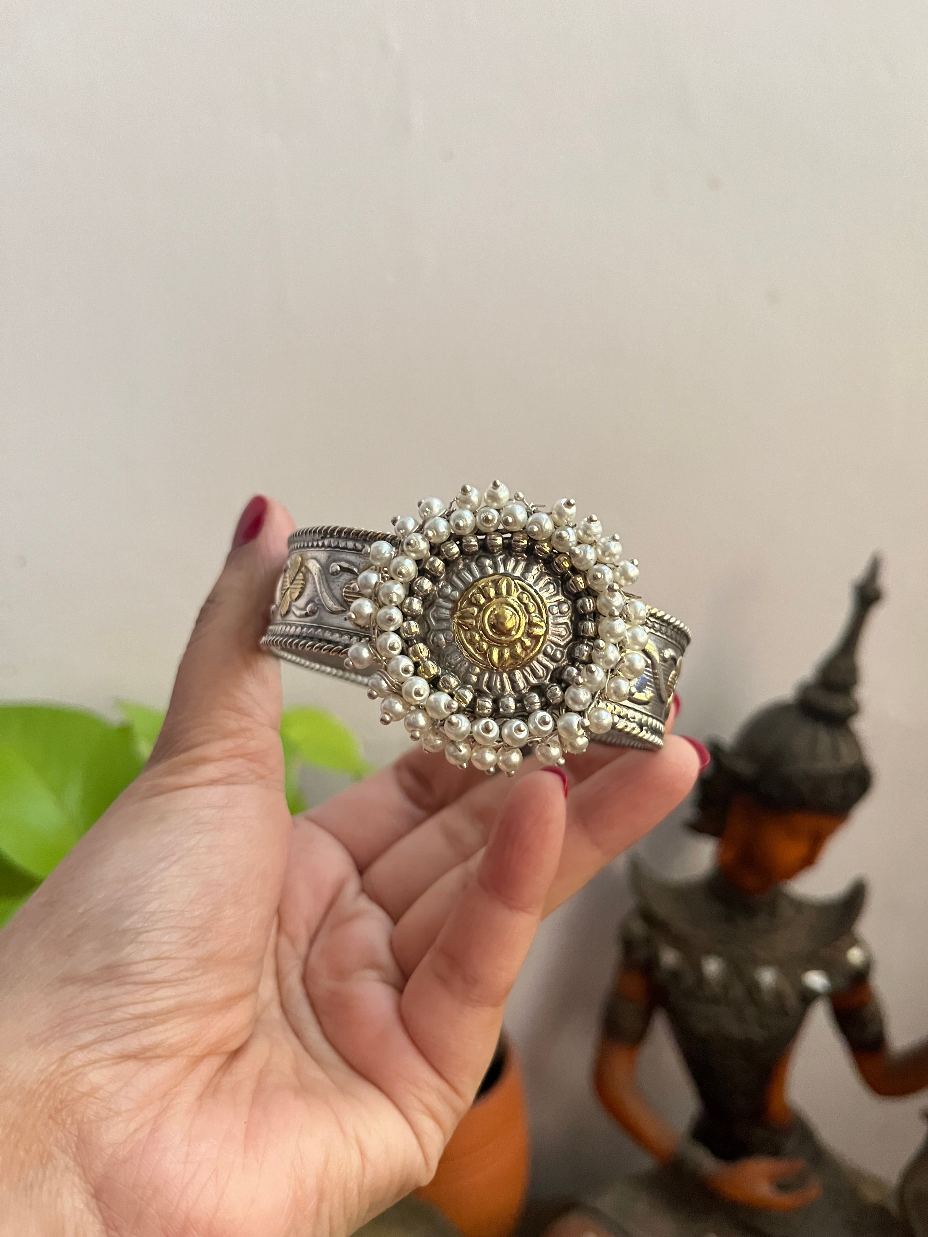 Dual Tone Pearl cuff