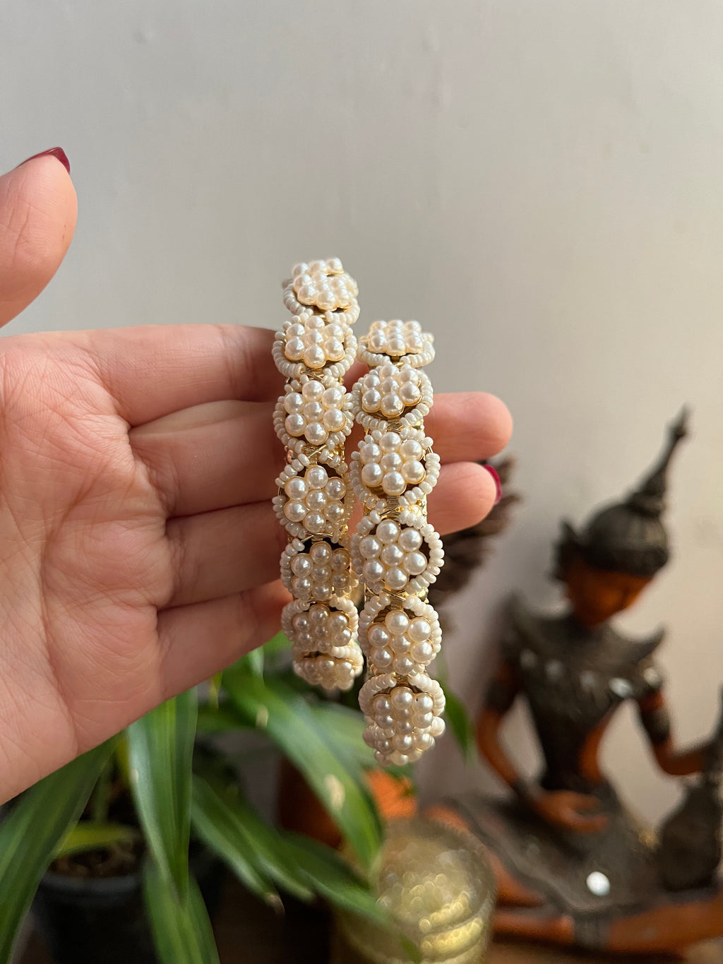 Pearl bangles (pair)